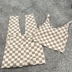 Pinky lily workout set